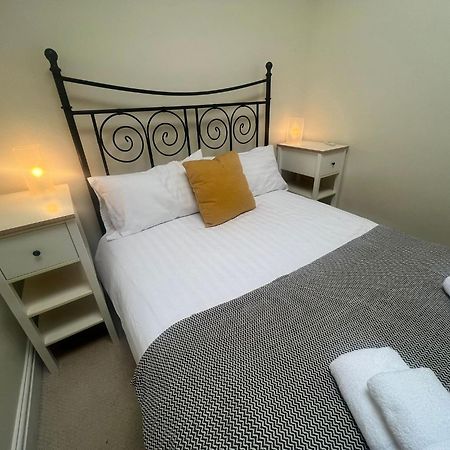 Nant Meigan, Georgian Townhouse In Centre Of Aberaeron, Dog Friendly Экстерьер фото